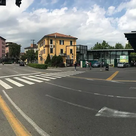 Pensionat Airport Station